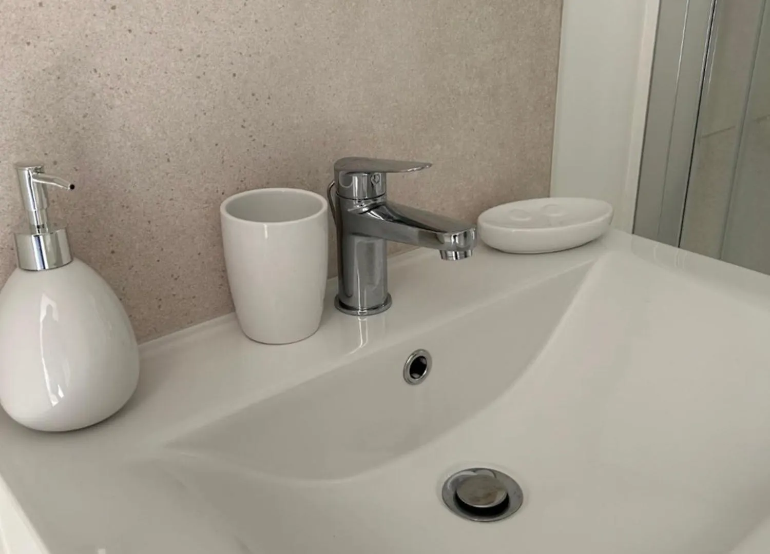Apartment L'Apparte Saint Michel - T1Bis - Metro - Tram Toulouse France